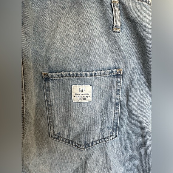 COPY - Gap denim overalls - Picture 3 of 4